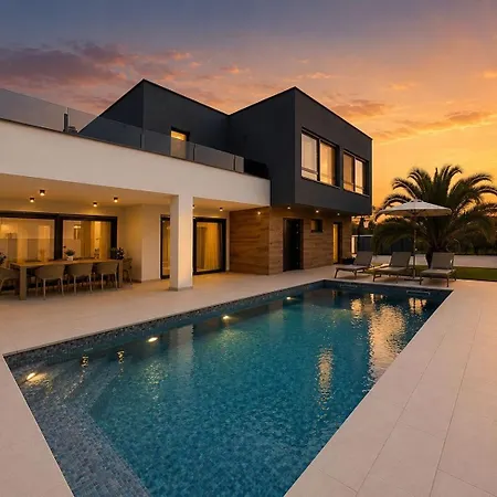 别墅 Palma - Luxury Pool With Sauna And Gym