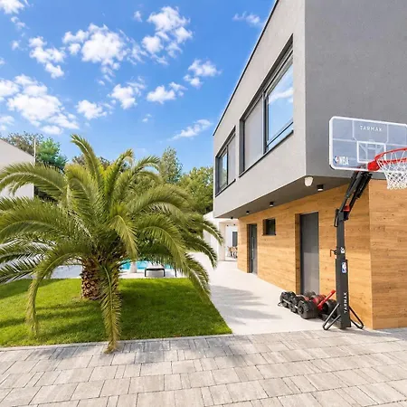 Palma - Luxury Pool With Sauna And Gym Вилла
